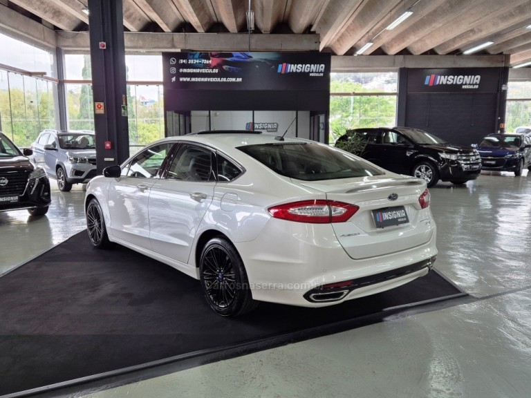 FORD - FUSION - 2014 - Branca