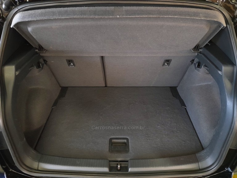 VOLKSWAGEN - T-CROSS - 2020 - Preta