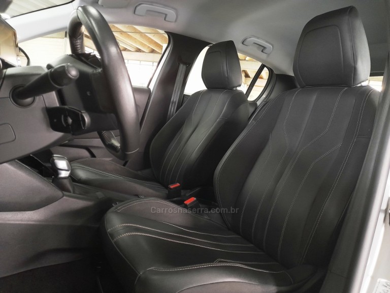 PEUGEOT - 208 - 2022 - Prata