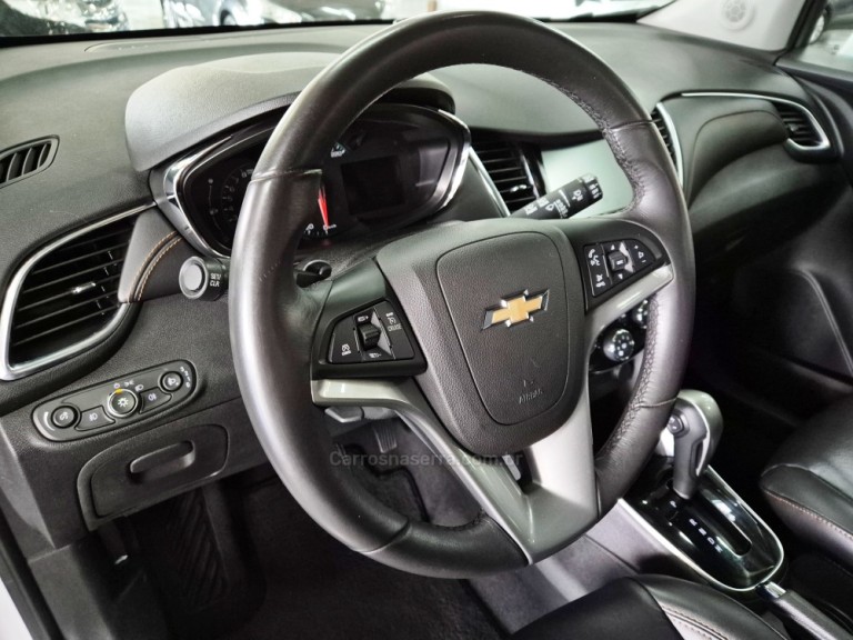 CHEVROLET - TRACKER - 2018 - Branca
