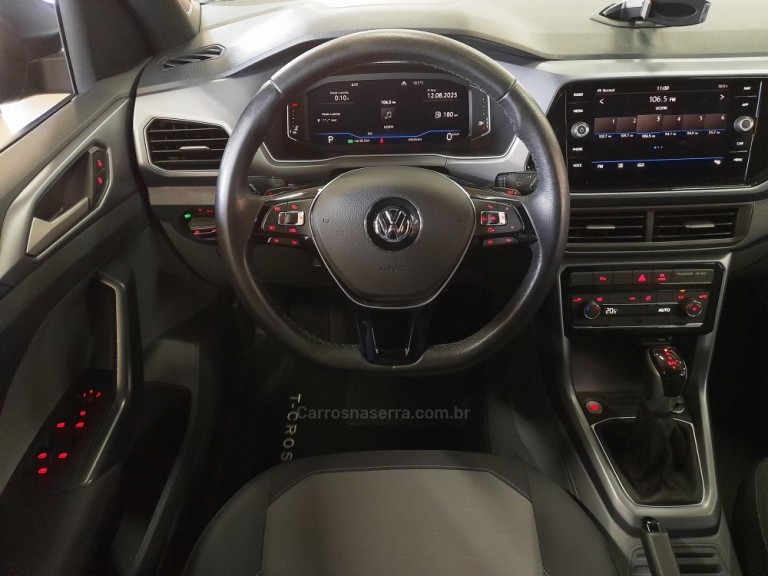 VOLKSWAGEN - T-CROSS - 2020 - Preta