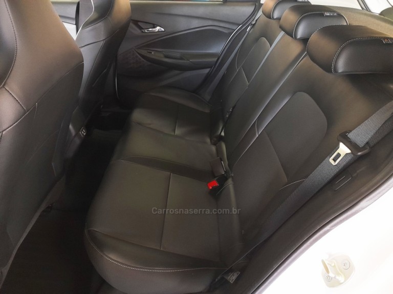 CHEVROLET - ONIX - 2022 - Branca
