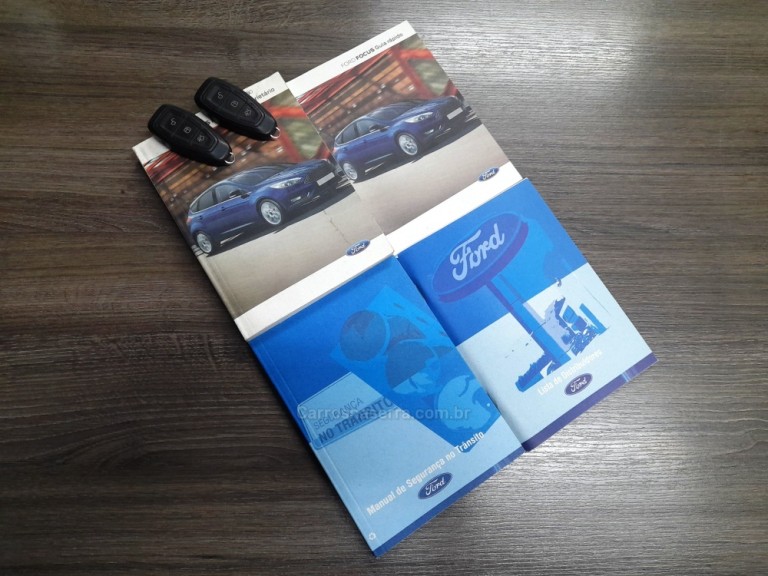 FORD - FOCUS - 2016 - Cinza