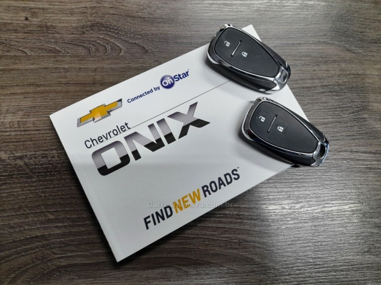 CHEVROLET - ONIX - 2022 - Branca